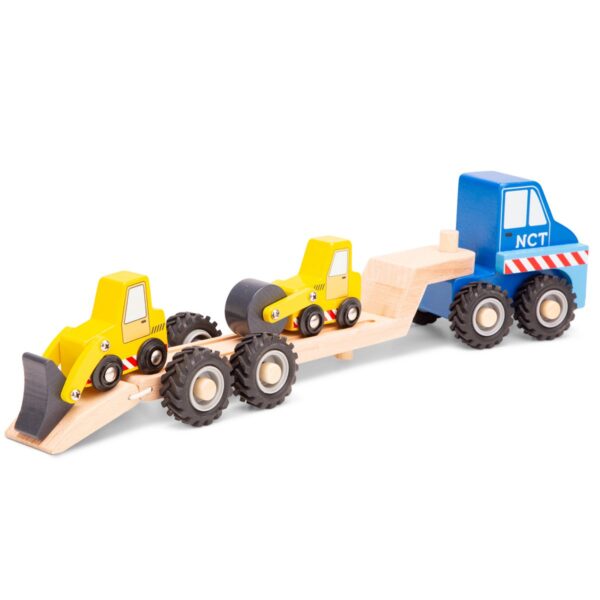 Autotransporter met 2 bouwvoertuigen2