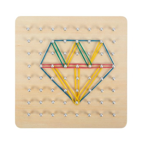 geoboard-creativiteit-motoriek-educatief-speelgoed.jpg Creatief houten speelgoed dat vormherkenning en ruimtelijk inzicht stimuleert