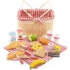 picknickmand-houten-speelgoed-rollenspel. New Classic Toys picknickset met servies en lekkernijen voor kinderen