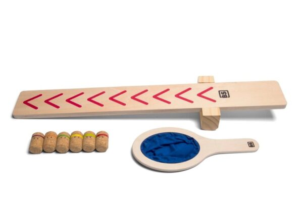 Houten actiespel met ninja’s en katapult – BS Toys binnenspel