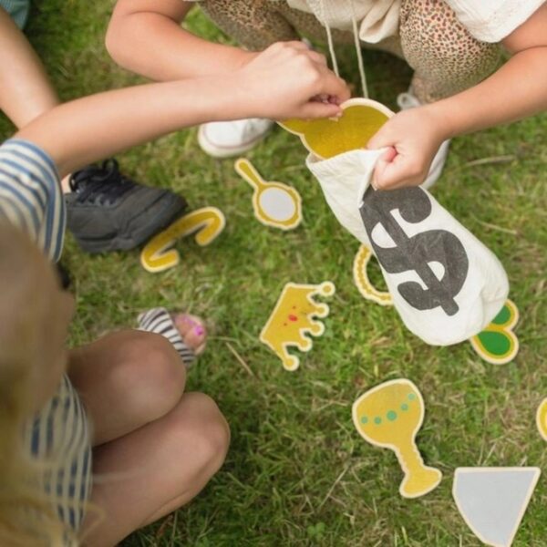 Spelregels en speelopstelling van BS Toys Spel De Dief