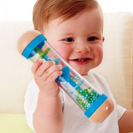 Zintuiglijke Hape regenmaker met kleurrijke balletjes voor baby’s vanaf 3 maanden