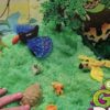 sensorisch-experimenteren-eduplay-gelly-smurrie.jpg Multi zintuiglijk spel met blauwe sensorische smurrie